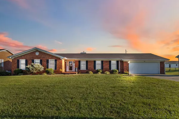 105 Pine Hill Drive, Lancaster, KY 40444