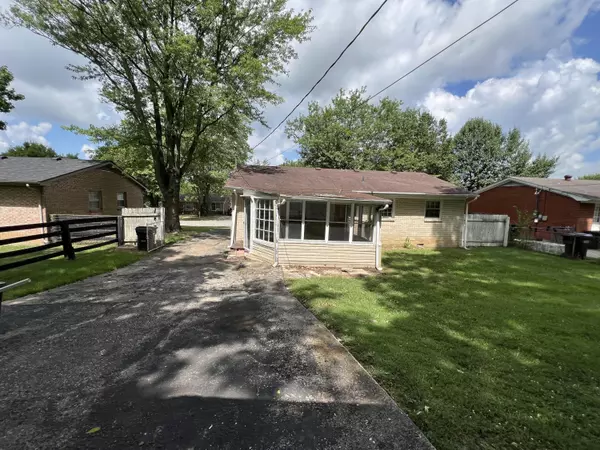 Versailles, KY 40383,122 Pandy Street