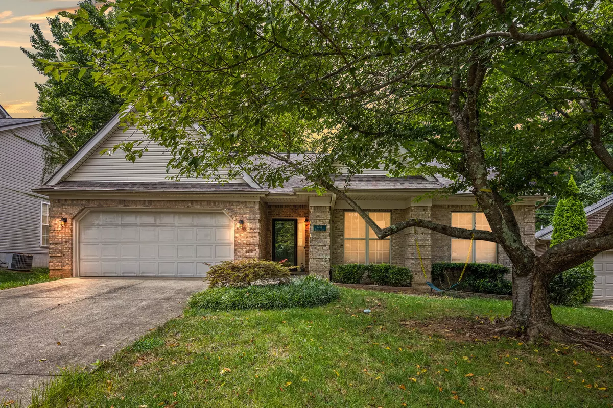 Lexington, KY 40504,1753 Headley Green