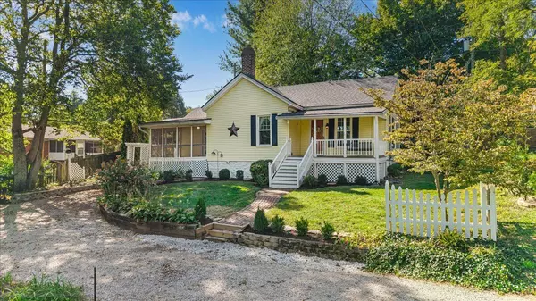 Midway, KY 40347,112 Richardson Street