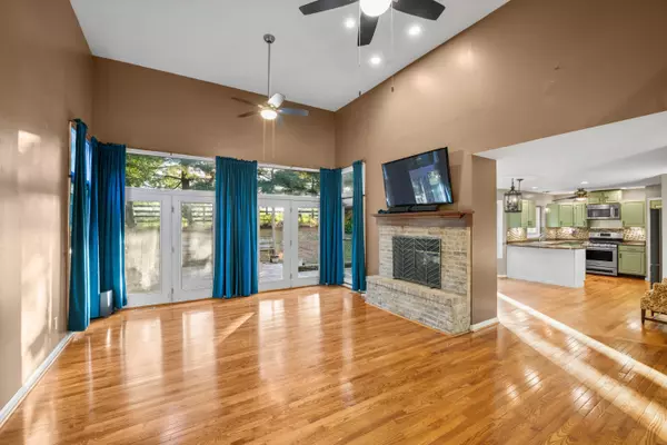 Lexington, KY 40509,3512 Willow Spring