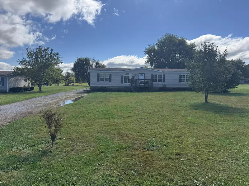 126 Drowning Creek Road, Waco, KY 40385