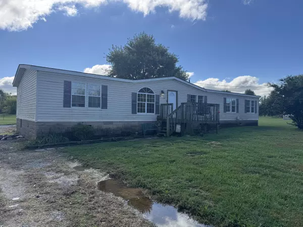 Waco, KY 40385,126 Drowning Creek Road