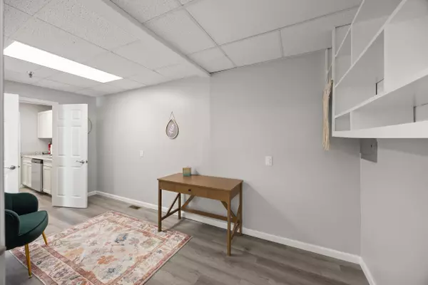 Lexington, KY 40504,715 Shaker Drive #139