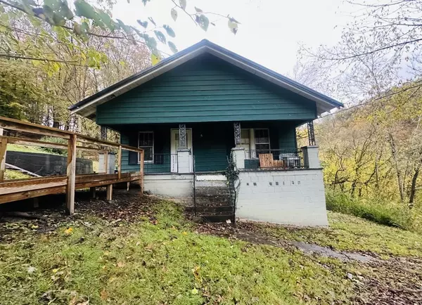 87 Red Wing Road, Wallins, KY 40873