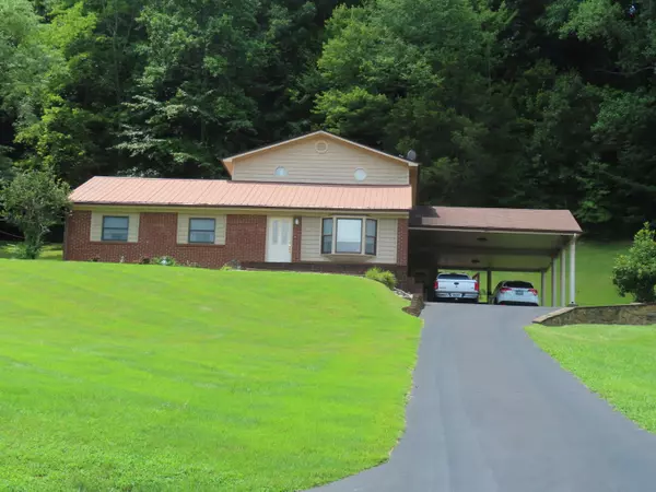 606 Rawcel Street, Morehead, KY 40351