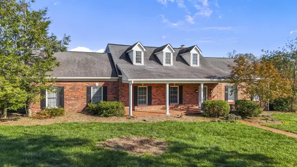 204 Paddock Drive,  Nicholasville,  KY 40356