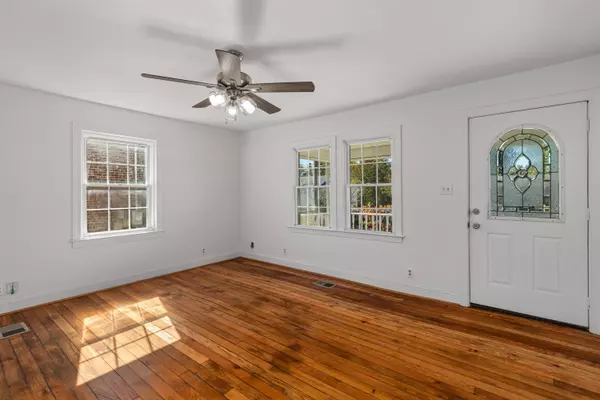 Georgetown, KY 40324,410 Oak Street