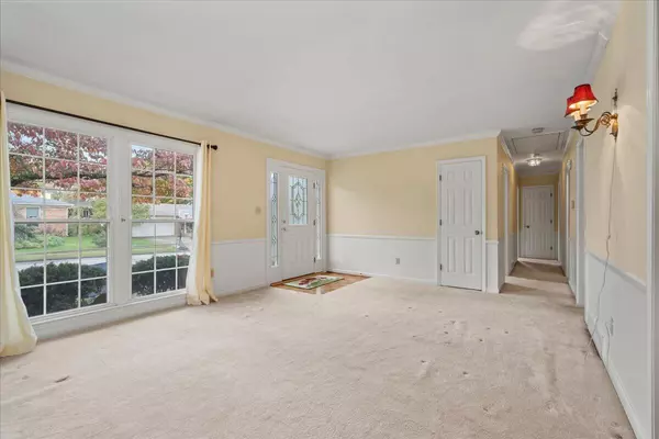 Lexington, KY 40503,509 Severn Way