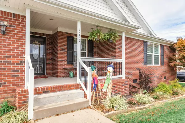 Lawrenceburg, KY 40342,1628 Tedrow Trail