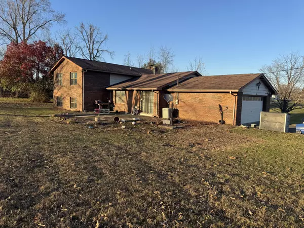 Corbin, KY 40701,585 Standard Avenue