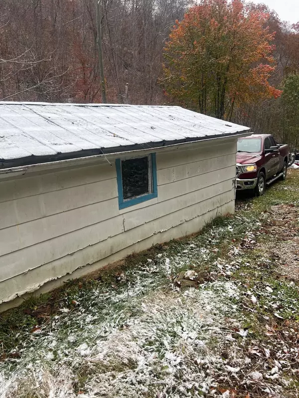 Hindman, KY 41822,821 Runnells Branch Road