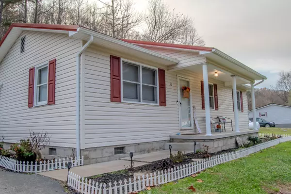 Hitchins, KY 41146,10 Vinewood Lane