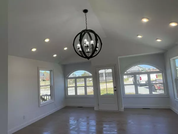 East Bernstadt, KY 40729,111 Queens Drive