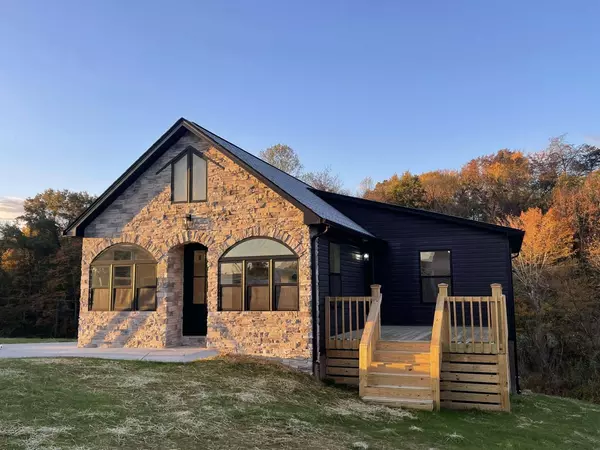 111 Queens Drive, East Bernstadt, KY 40729