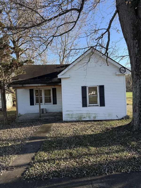 267 Walnut Street, Crab Orchard, KY 40419