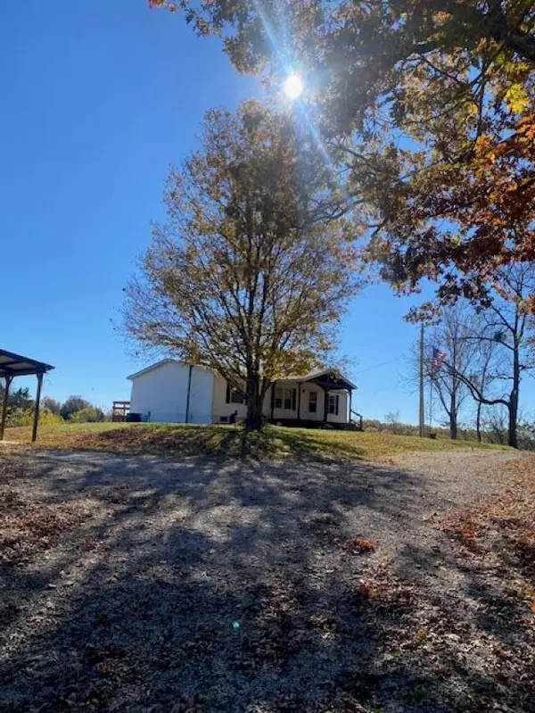 3583 Bardstown Road, Lawrenceburg, KY 40342