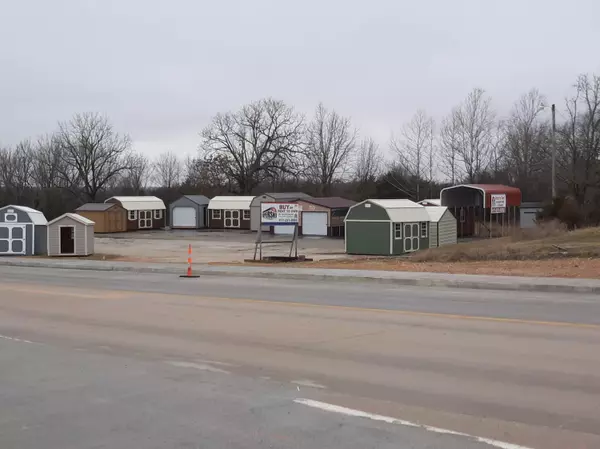 Ozark, MO 65721,1156 Selmore RD