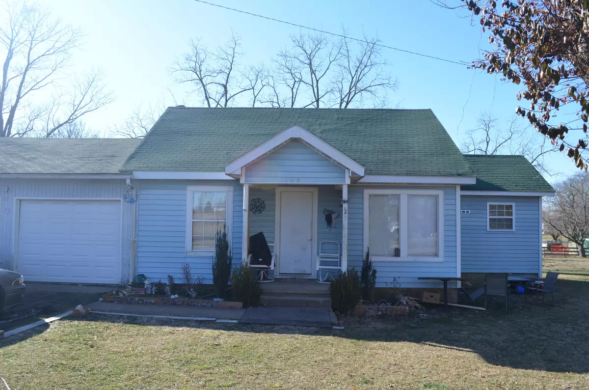Raymondville, MO 65555,129 Old Yukon Road