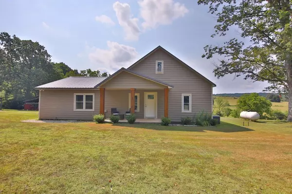 670 County Road 220, Thayer, MO 65791