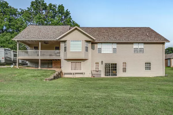 Mt Vernon, MO 65712,111 NE Meadow DR