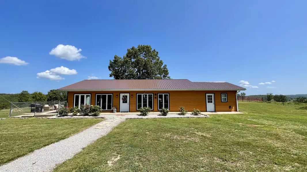 965 County Road 881, Theodosia, MO 65761