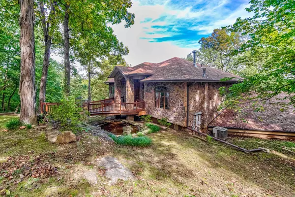 Nixa, MO 65714,300 Blue Jay WAY