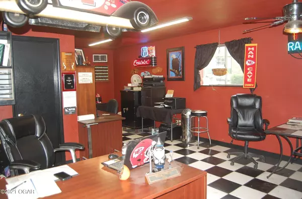 Anderson, MO 64831,19 Throneberry TRL