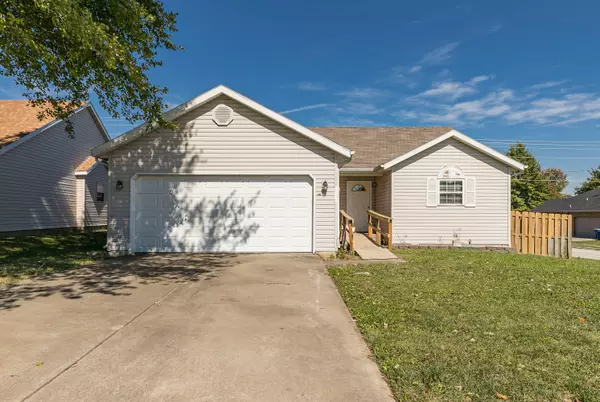 801 W Butterfield DR, Nixa, MO 65714