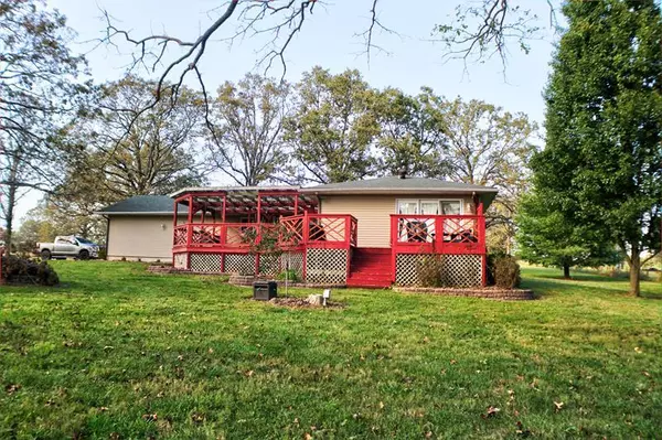 West Plains, MO 65775,6700 County Road 8040