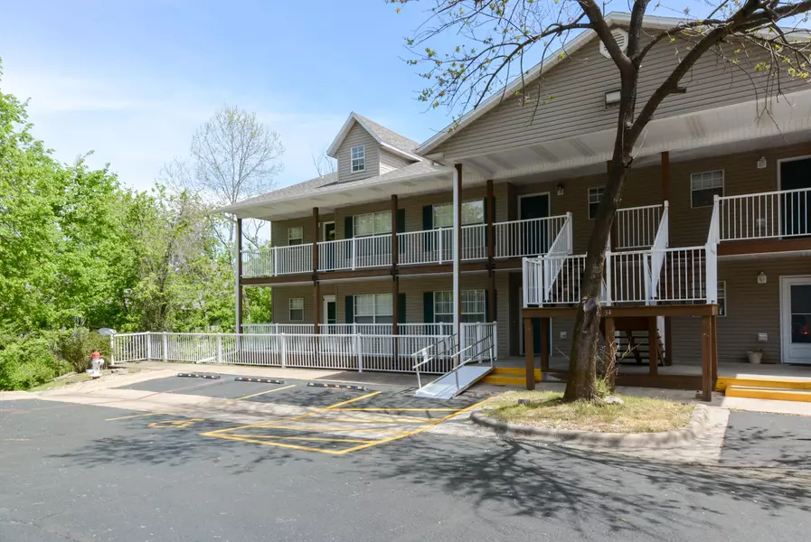 34 Golfshores Unit 2 DR #2, Branson, MO 65616