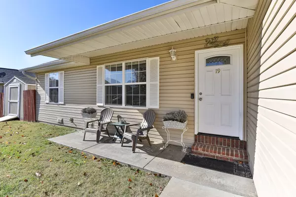 Reeds Spring, MO 65737,19 Zachs CT