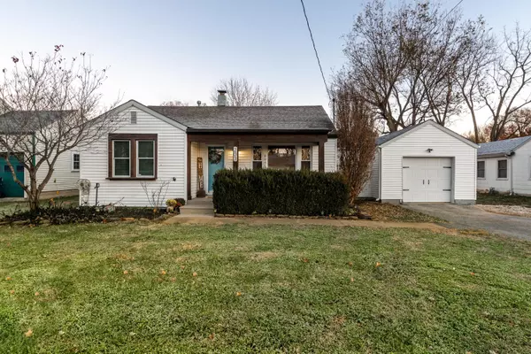 203 W State ST, Nixa, MO 65714