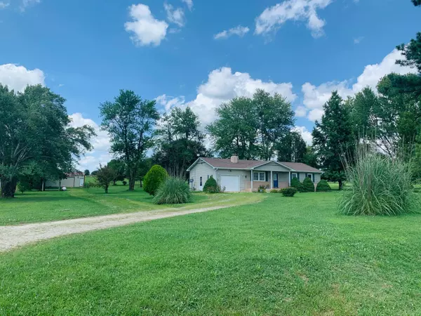 4109 County Road 6920, West Plains, MO 65775