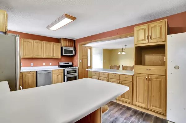 Dora, MO 65637,7918 State Highway Cc