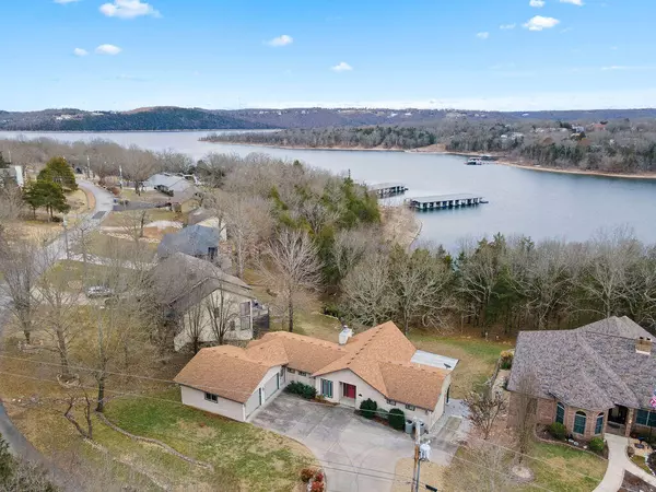 Kimberling City, MO 65686,374 Lakefront CIR