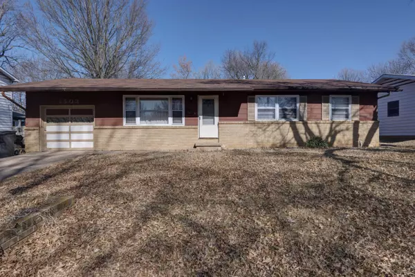 1503 W Broadmoor ST, Springfield, MO 65807