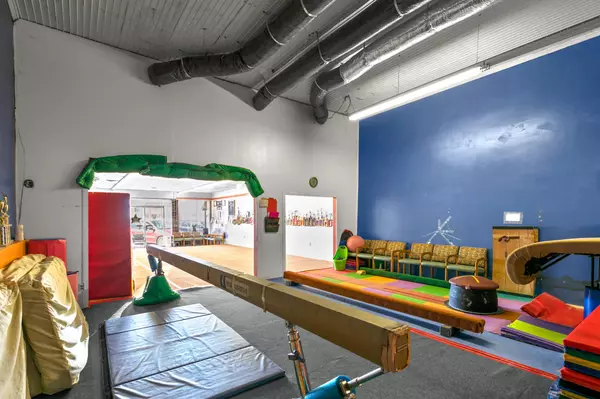 Ava, MO 65608,114 S Spurlock ST