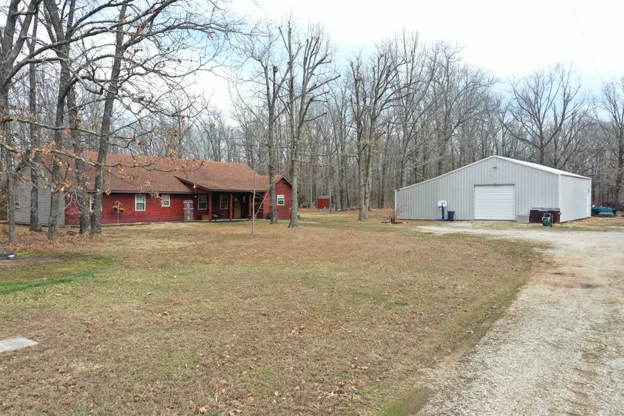 1875 Saddle Club RD, Fordland, MO 65652