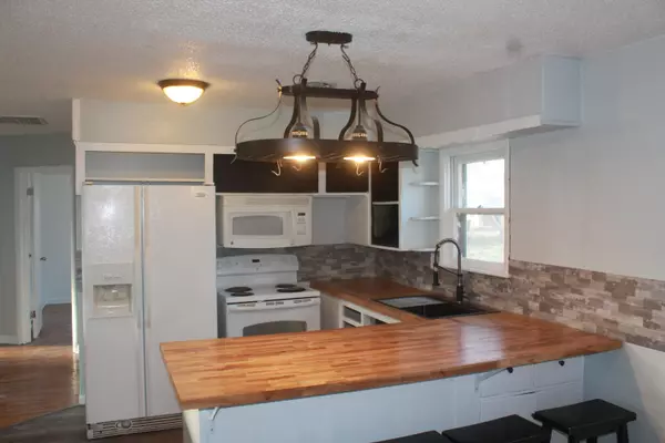 Louisburg, MO 65685,5 North ST