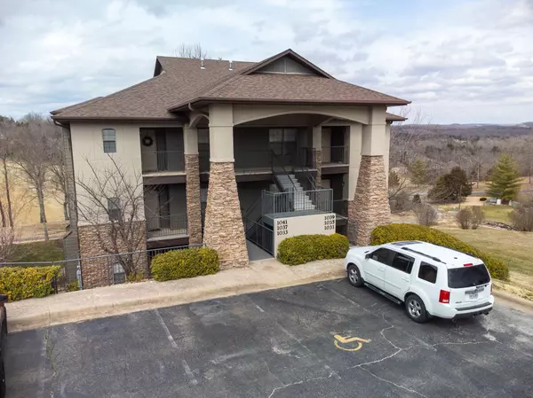 1039 Golf Drive DR, Branson West, MO 65737
