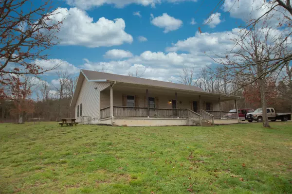 Chadwick, MO 65629,481 Guffy RD