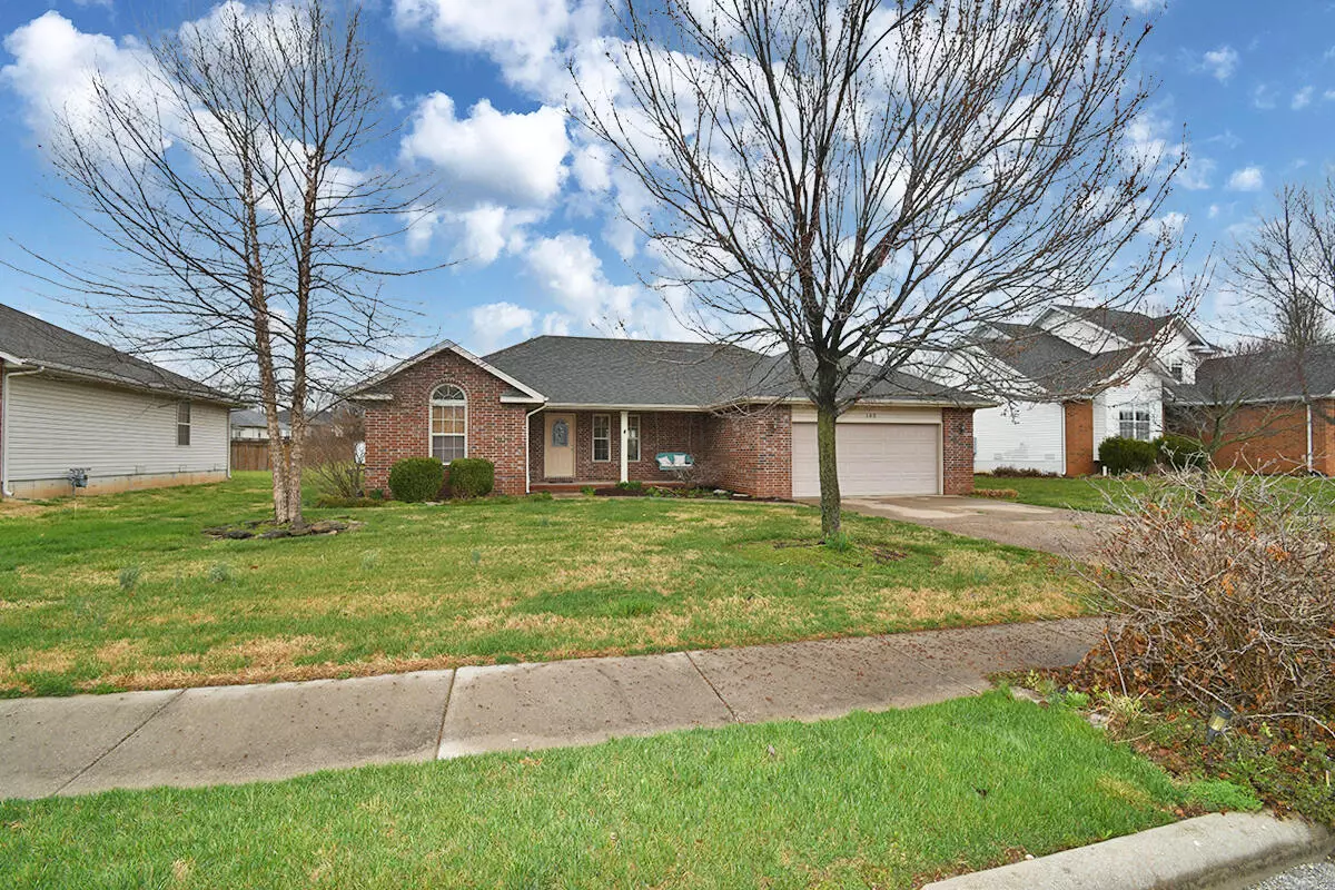 Willard, MO 65781,102 Emily LN