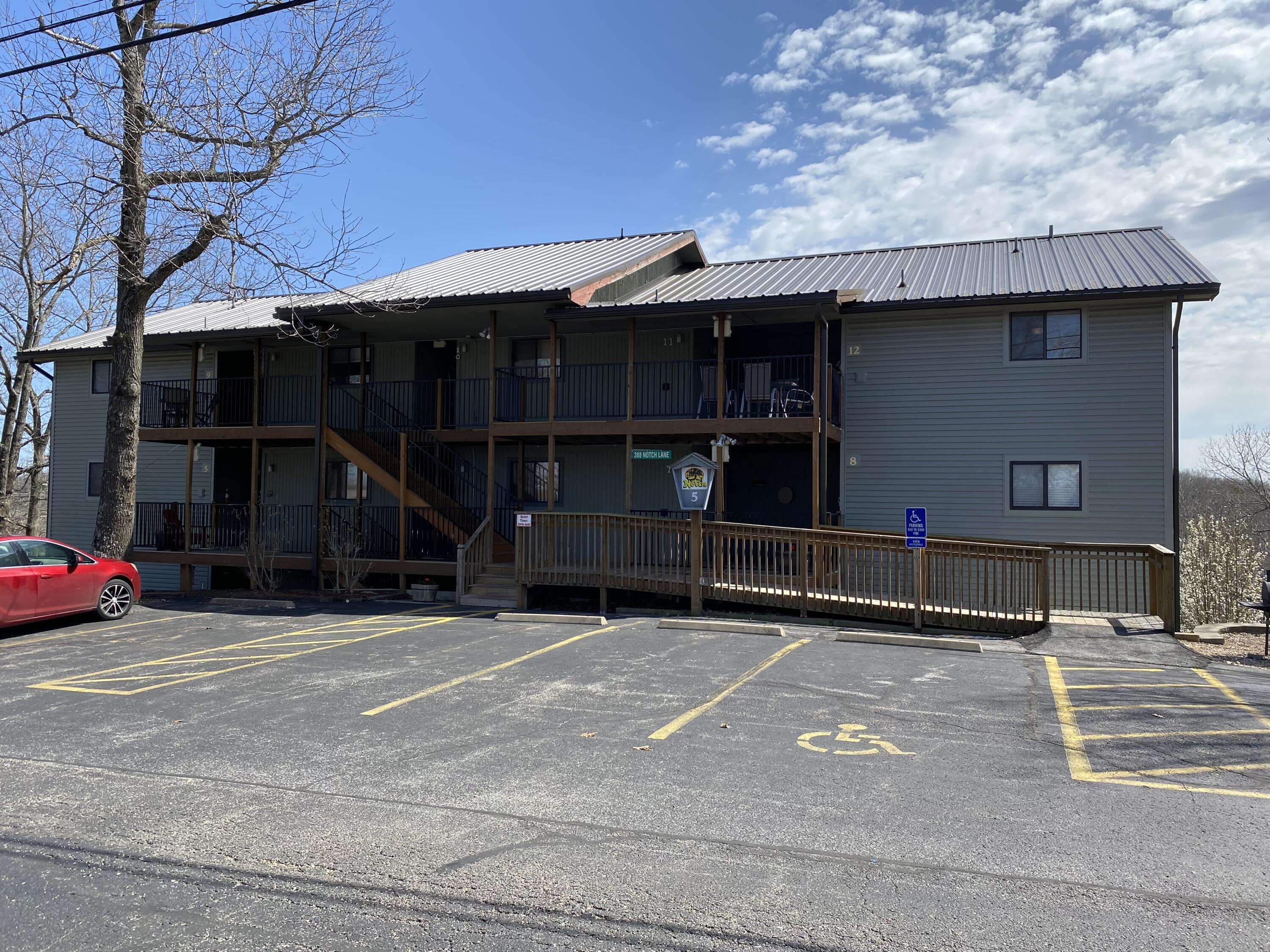 388 Notch LN #12, Branson West, MO 65737
