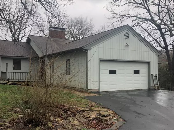 Reeds Spring, MO 65737,155 Scottsdale CIR