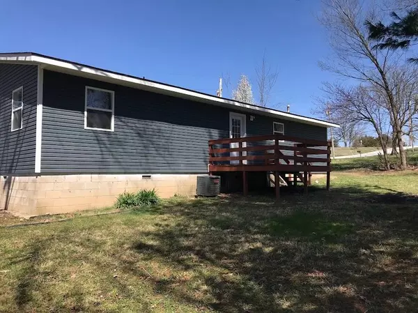 Ava, MO 65608,1313 E Benton AVE