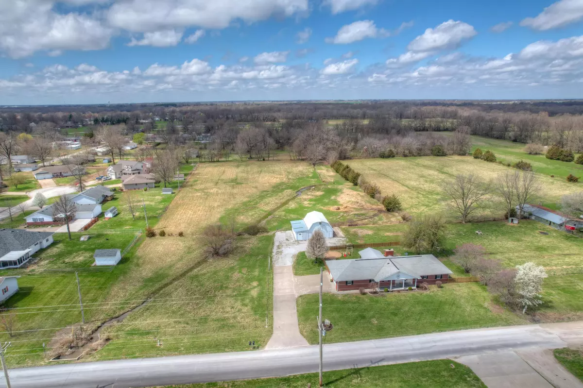 Lamar, MO 64759,403 N Truman ST