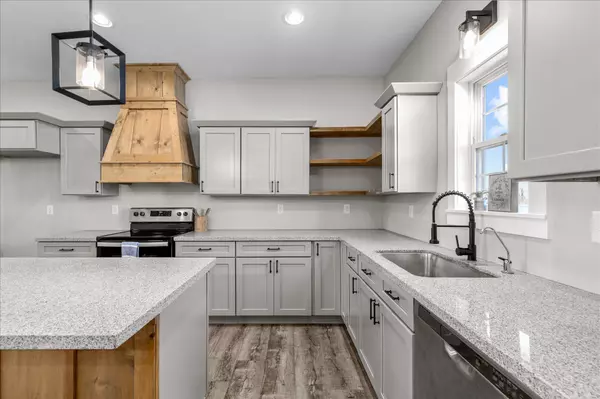 Bolivar, MO 65613,2375 S Sedona CT