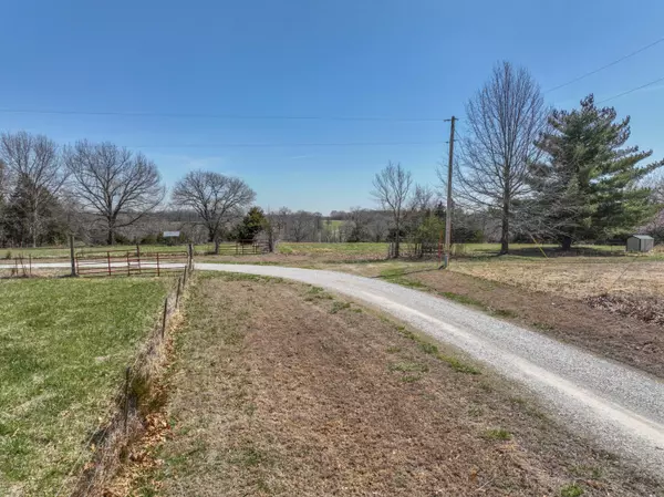 Stockton, MO 65785,20642 E 1650 RD