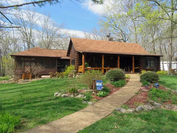 2405 State Route 76, Willow Springs, MO 65793